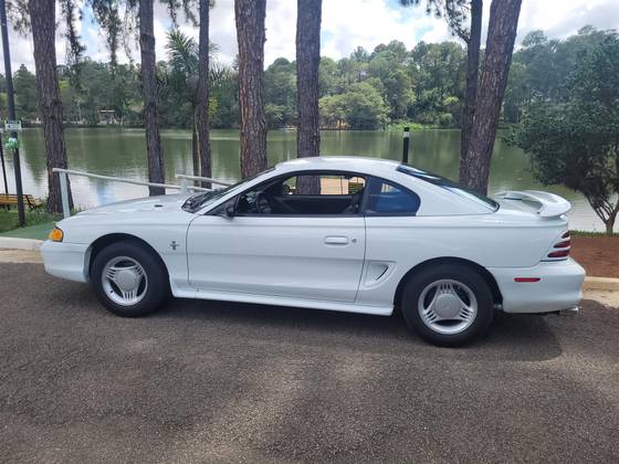 FORD MUSTANG 3.8 V6 GASOLINA 2P MANUAL